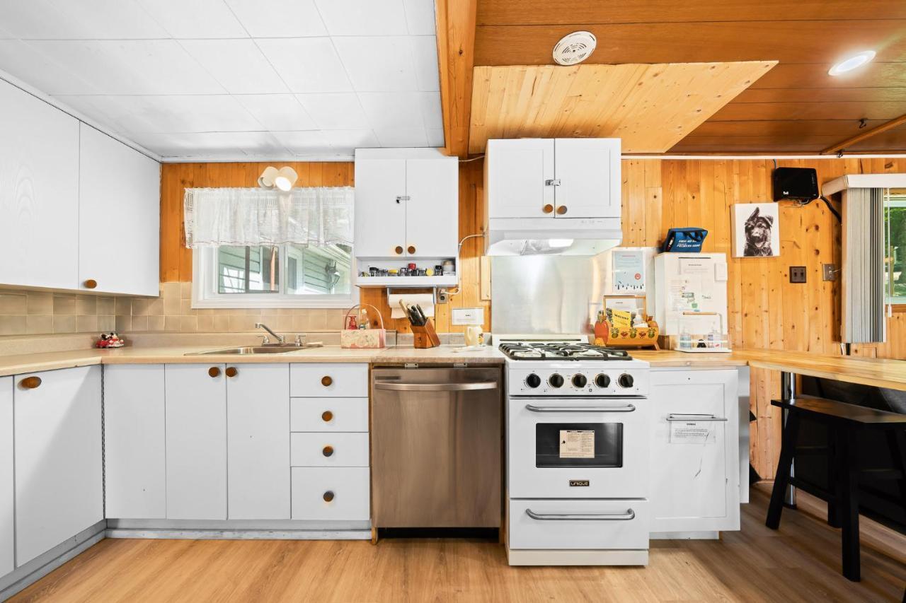 Cottage Binx Bracebridge Εξωτερικό φωτογραφία